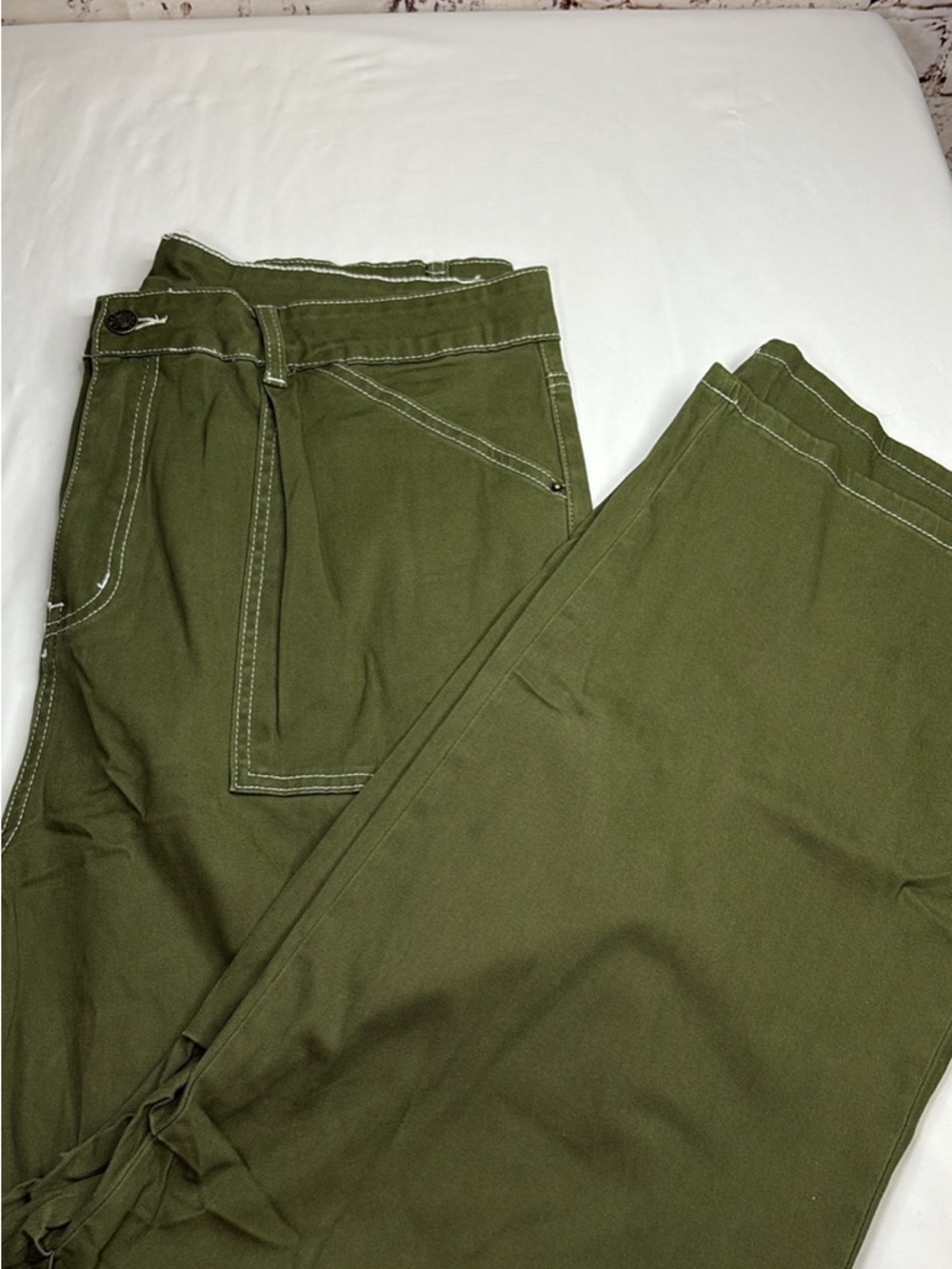 Men's Olive Green Cargo Pants with Drawstring Waist